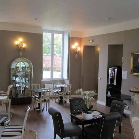 Chateau De Lazenay - Residence Hoteliere Bourges Exterior foto